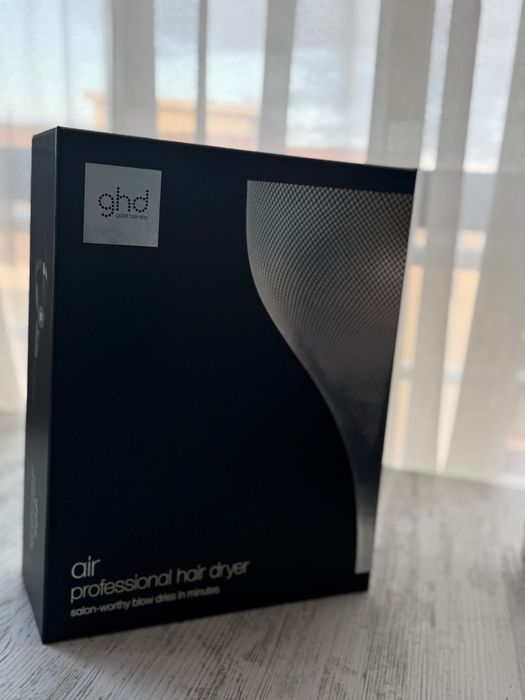 Uscător de păr GHD! Produs nou! Sigilat!