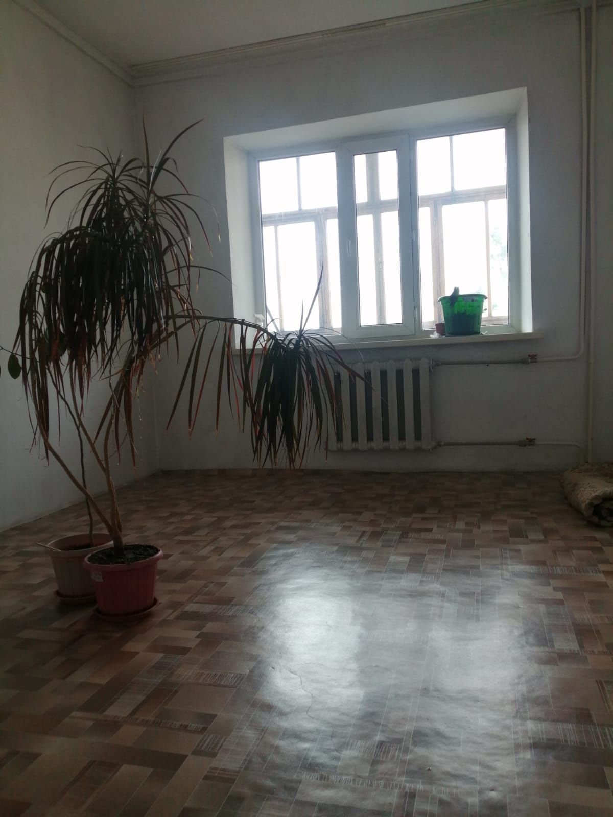 Продам 2 х ком,4 мкр, кирпич