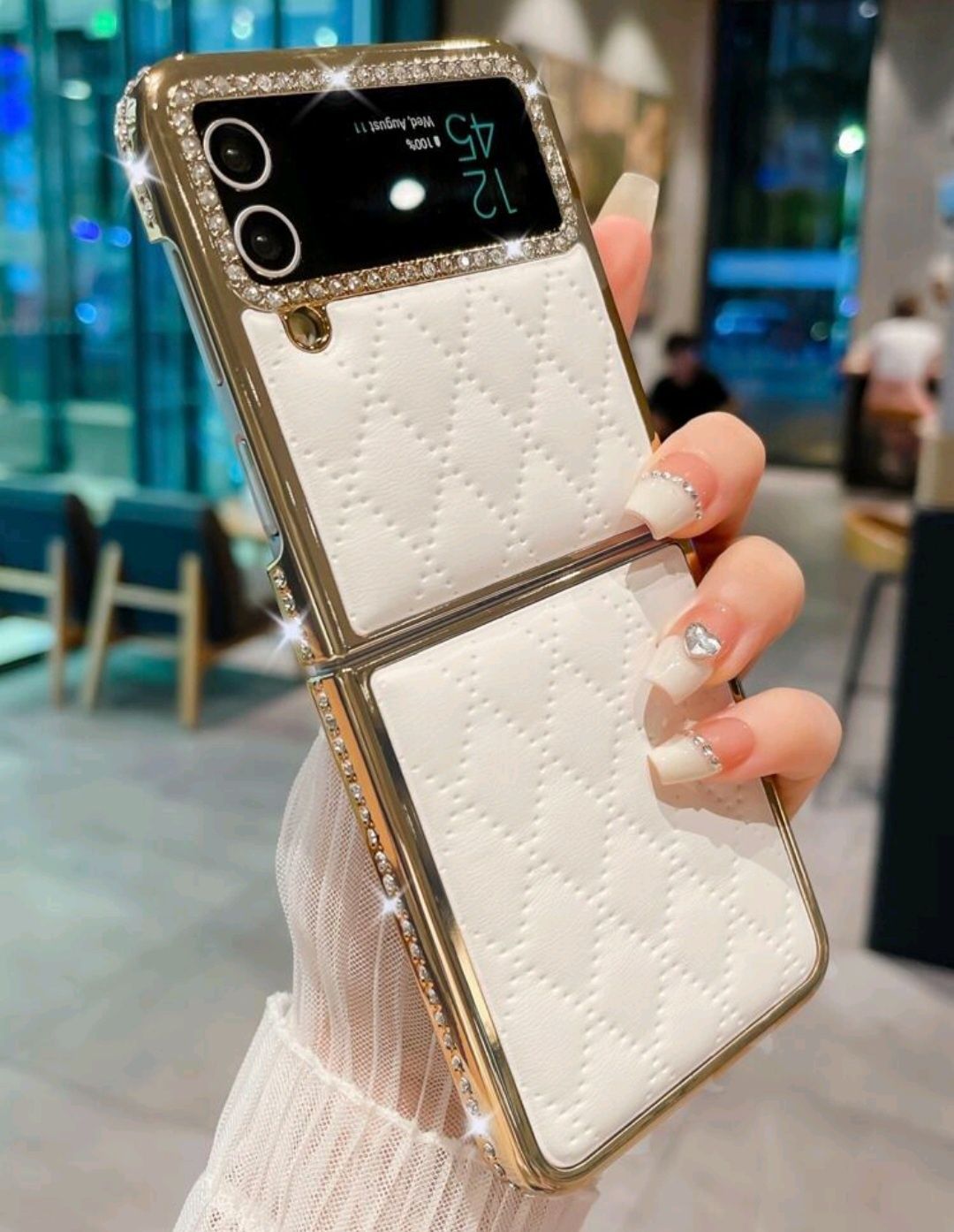 Луксозен калъф с камъни Samsung Flip 5