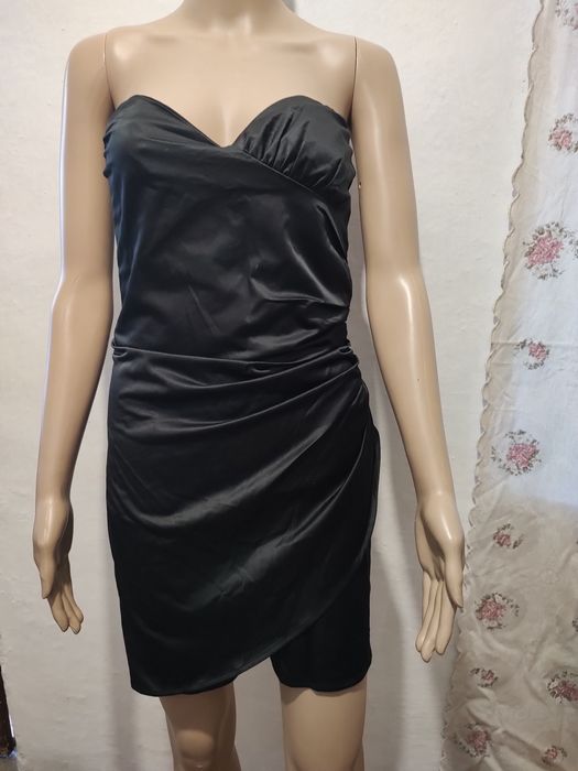 ROCHIE elegantă,de firmă ADELE FADO- made in Italy.Noua.