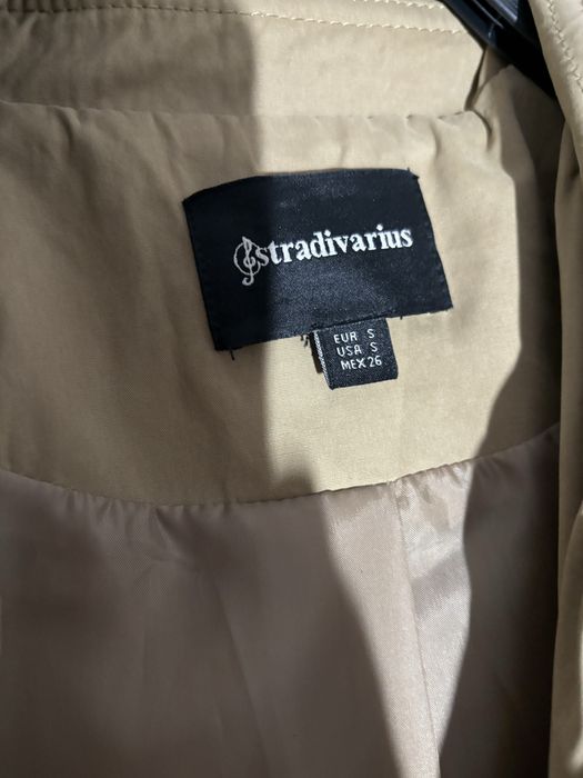 Trench Stradivarius dama