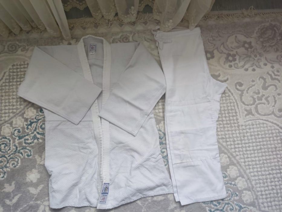 Кимоно в хорошем состояний