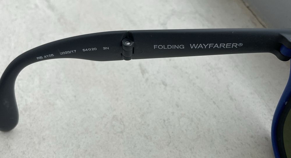 Ray Ban Wayfarer Folding sunglasses