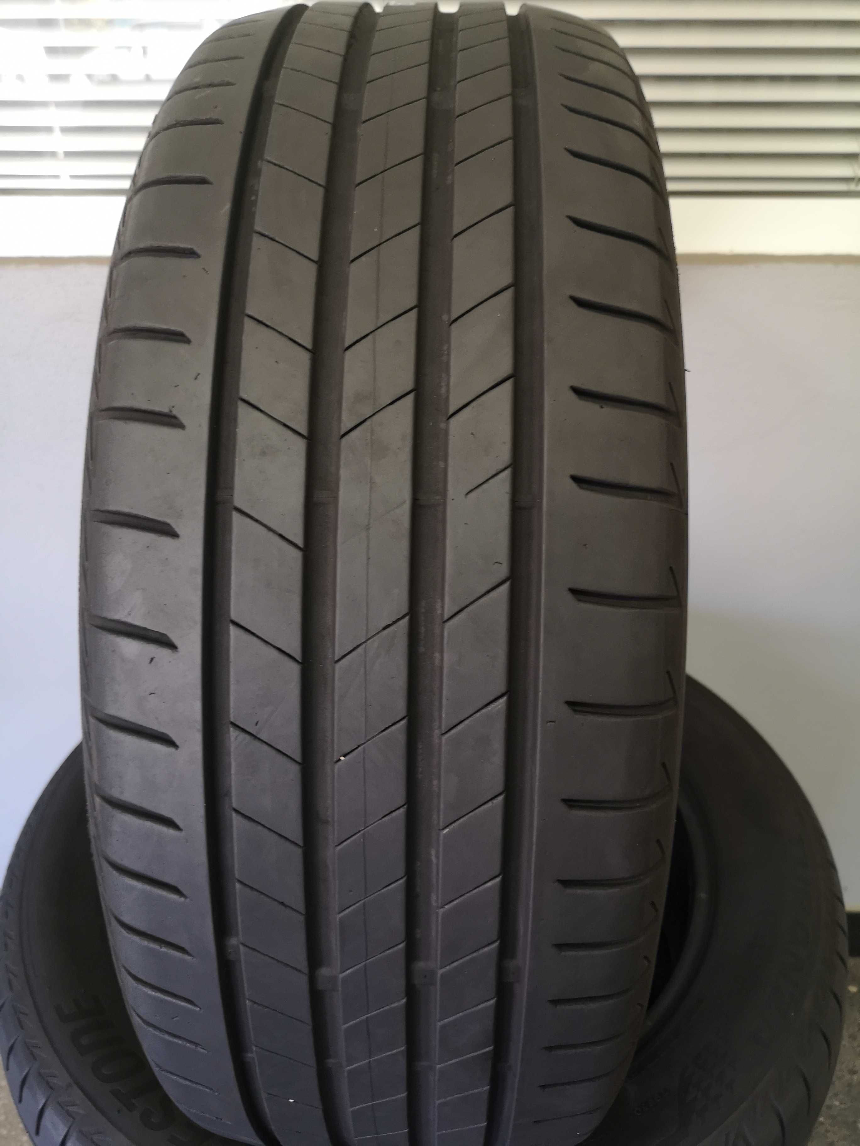 4бр 225/55/18 BRIDGESTONE 6мм грайфер дот:21г безплатен монтаж