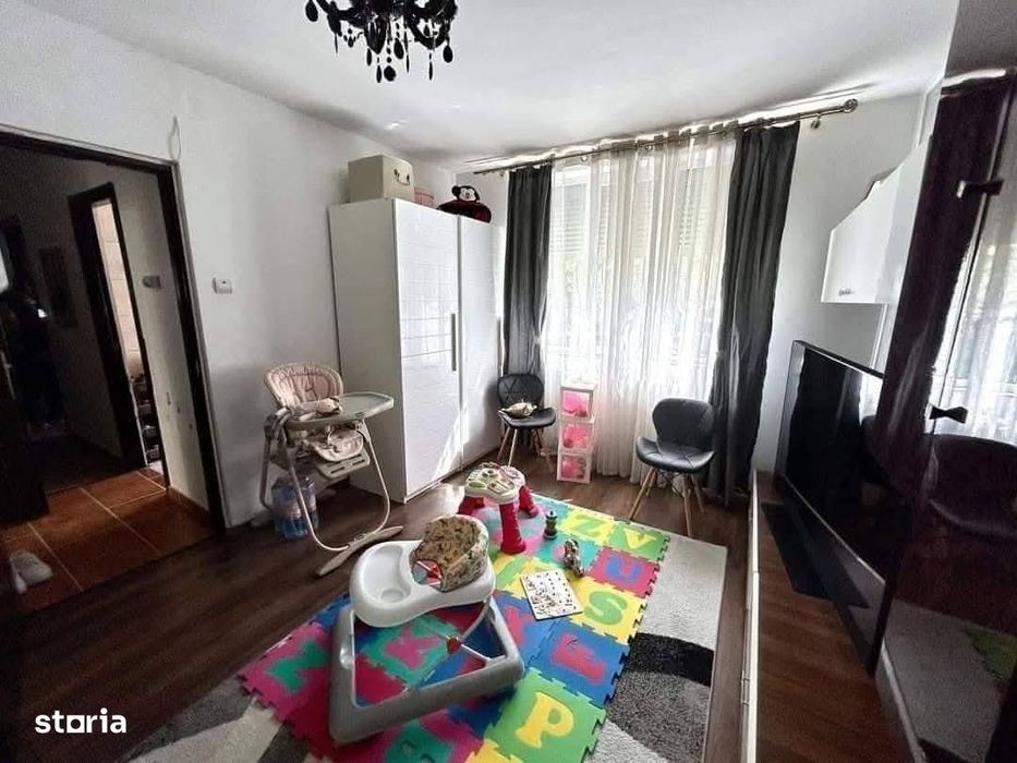 De vanzare 2 camere , 49000 euro