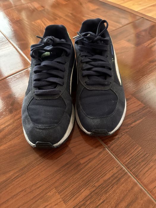 Vând încălțăminte în stare foarte bună