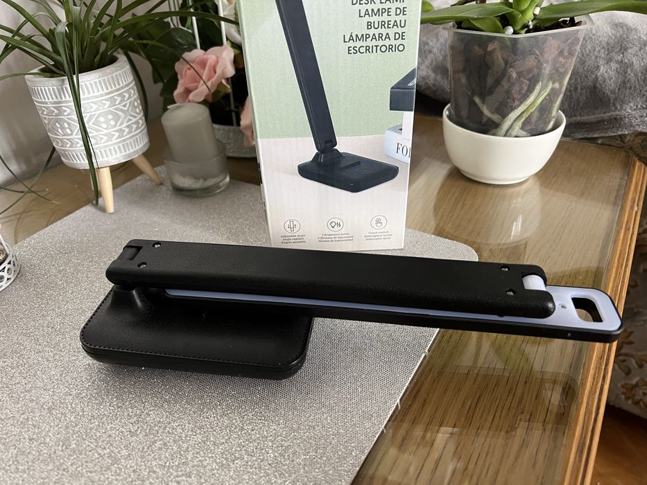 Lampa de birou reincarcabila si pliabila
