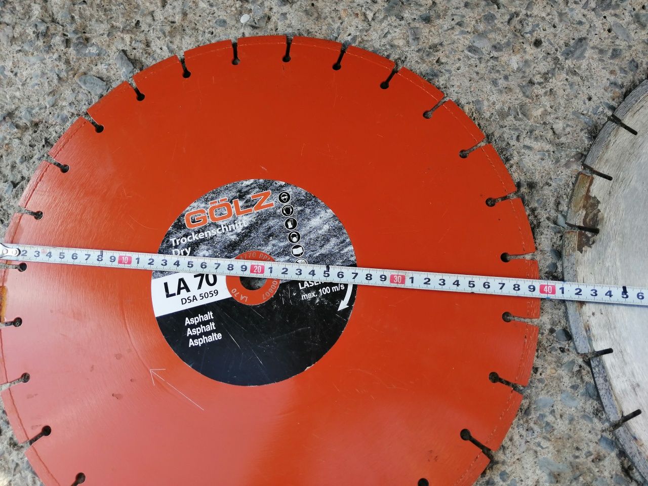 Диамантени дискове за рязане на асфалт и бетон