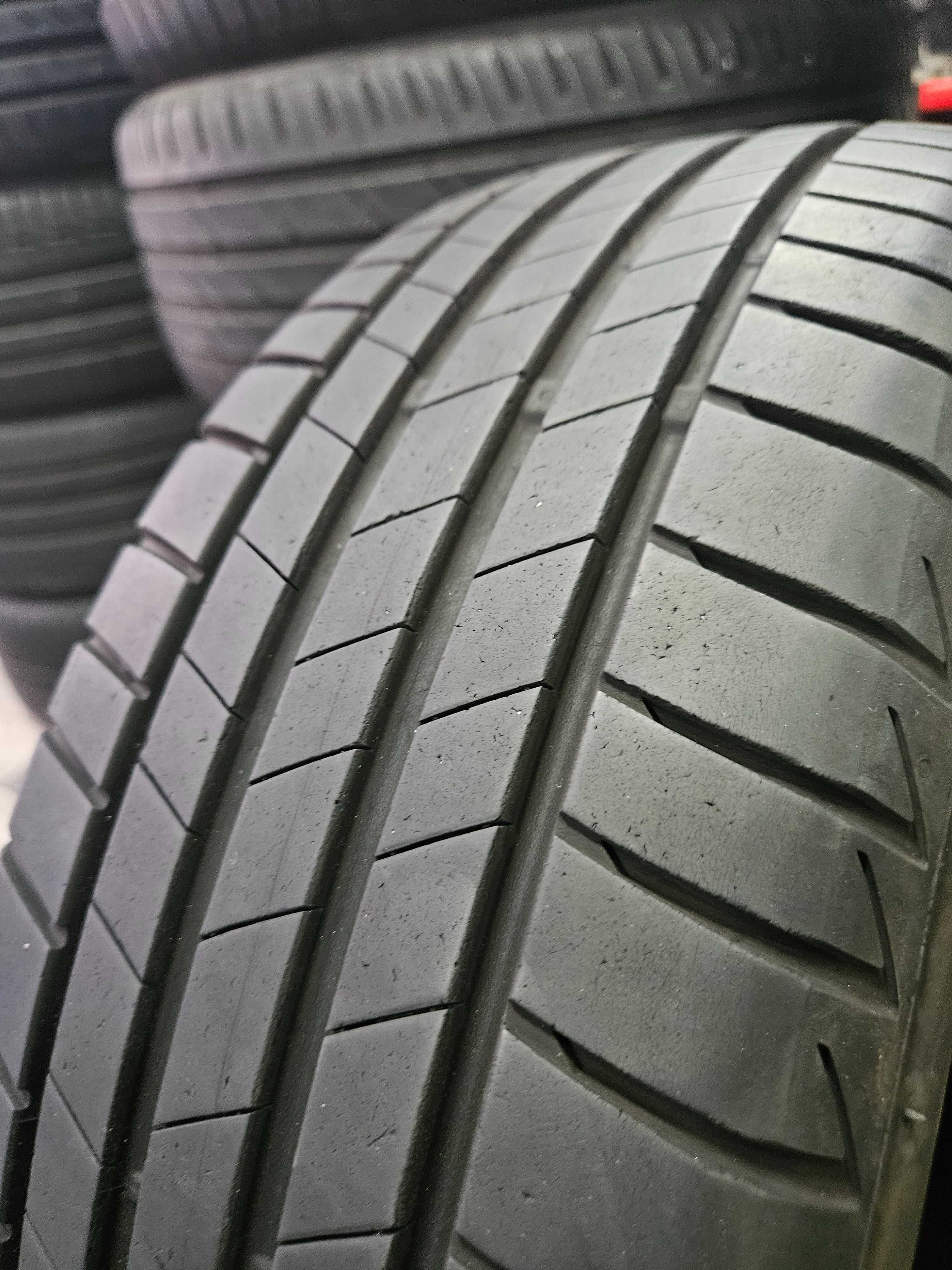 2бр 185/60/15 BRIDGESTONE 6,5мм грайфер дот:20г безплатен монтаж