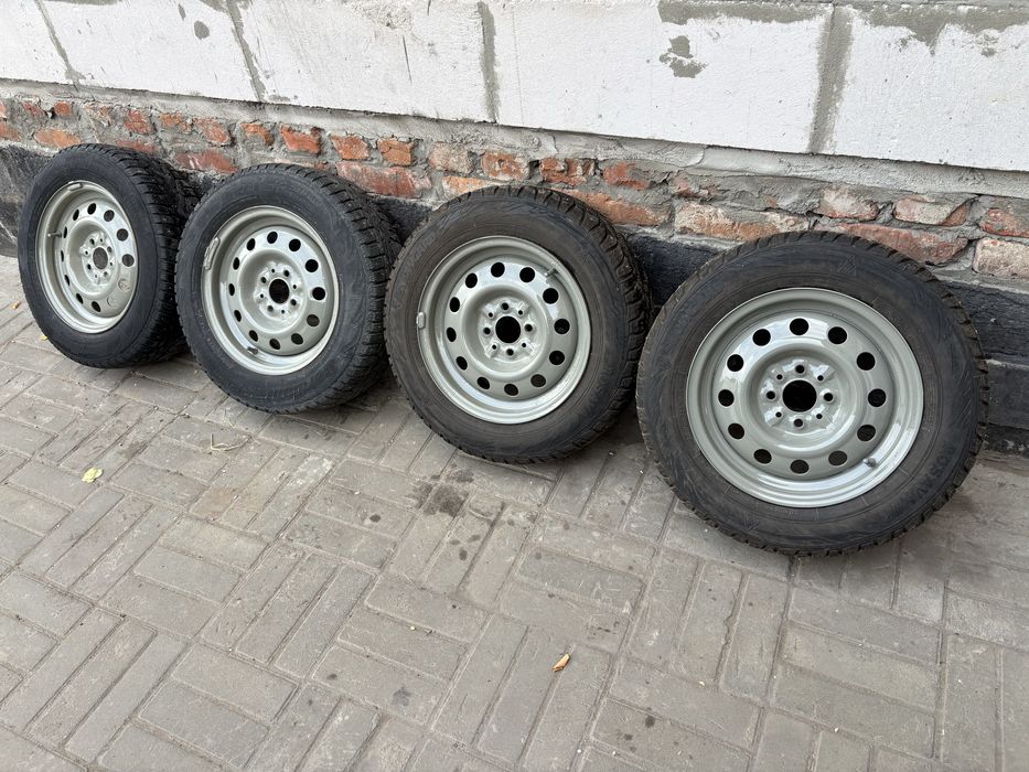 Продам штампы болото р14 4/98 с зимней резиной 185/65/14
