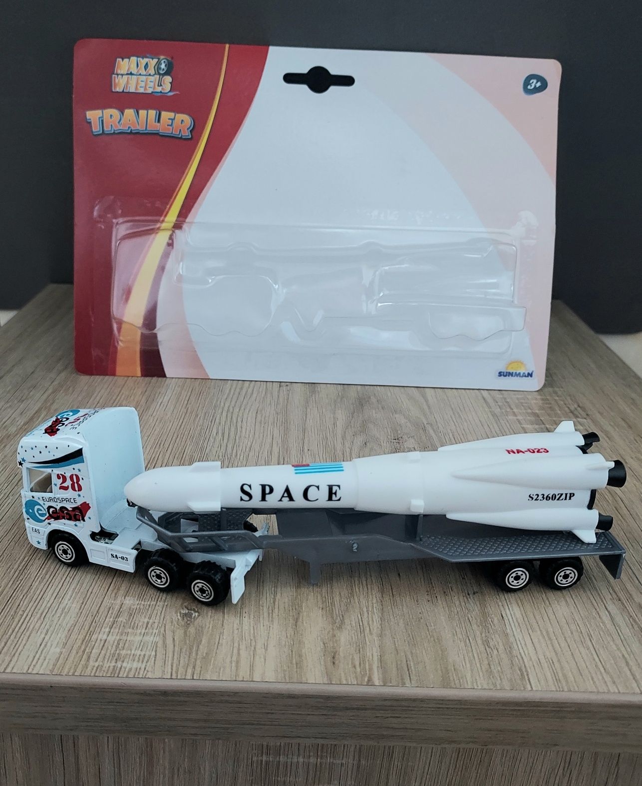 Macheta camion Scania+remorca+racheta-trailer NASA-masinute,jucarii