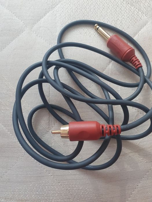 Sursa tatuaje tattoo