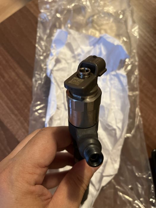 Injector opel denso, cod piesa 55578075