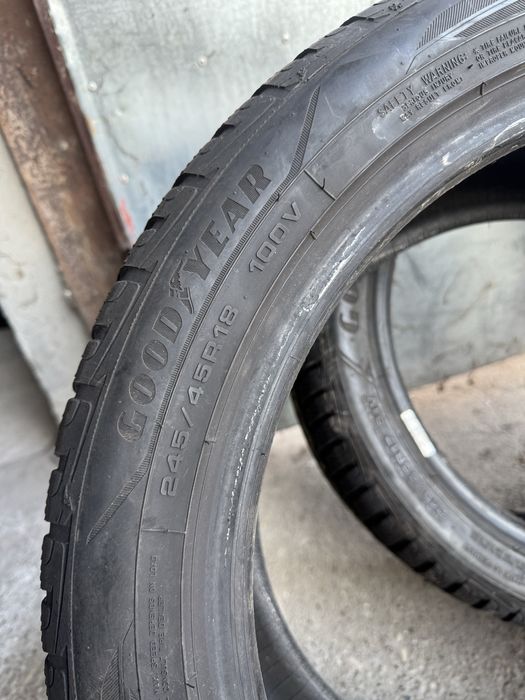 1x 245/45/18 M+S , Goodyear