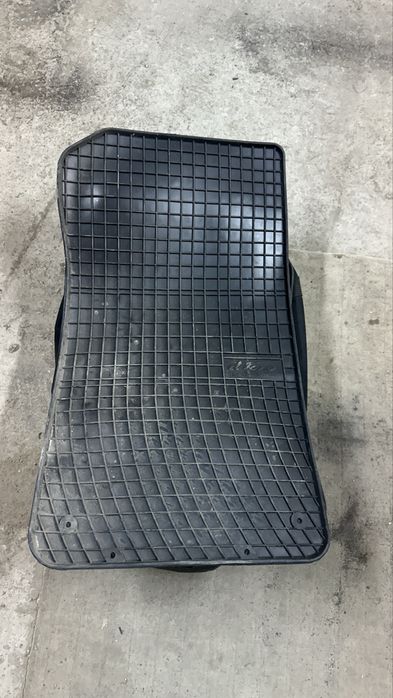 Гумени стелки BMW e46 coupe