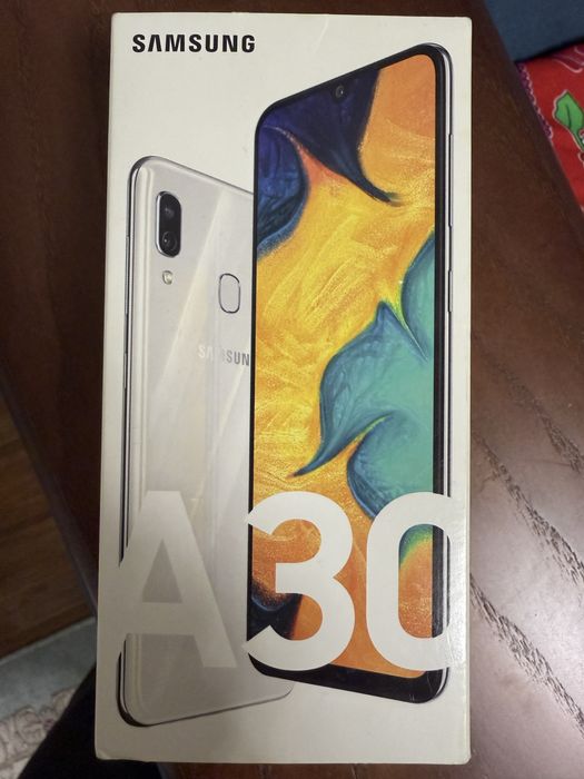 Продам Samsung Galaxy A30