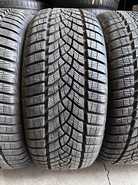 225/45/19 GOODYEAR 4бр