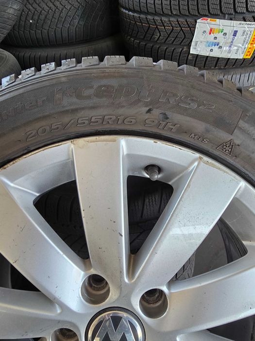 Jante VW Seat Skoda Audi anvelope iarna Hankook Winter 205 55 16