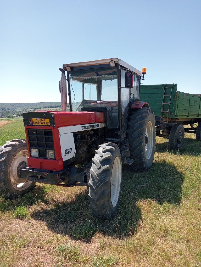 Se vinde tractor