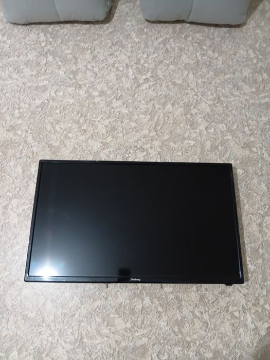 Продам 2 телевизора вмесие с кранштейнами