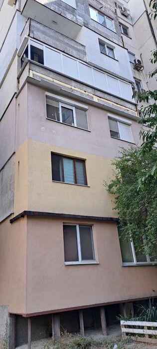 Двустаен апартамент, Хр. Смирненски