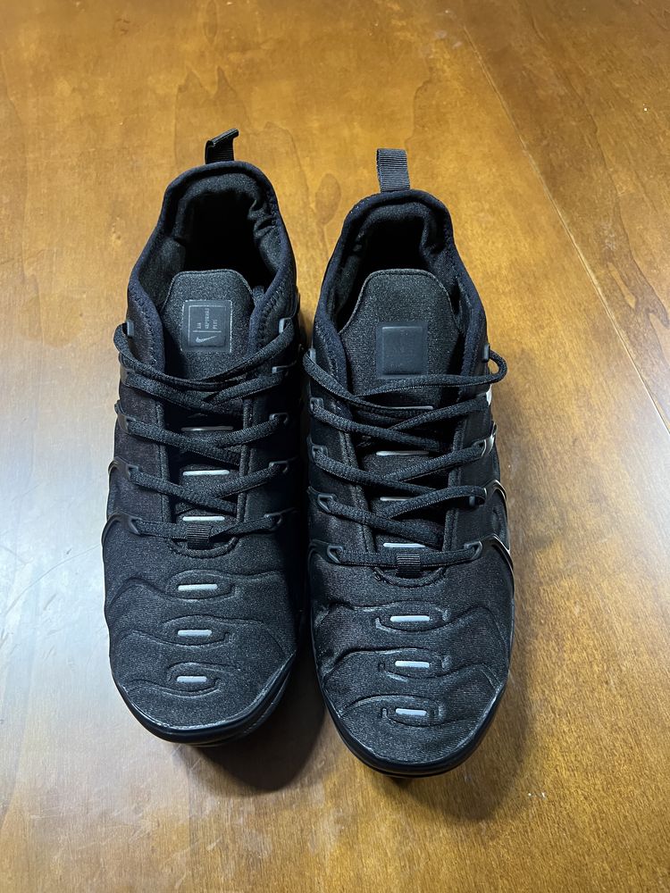 Nike Air Vapormax 44 noi/new