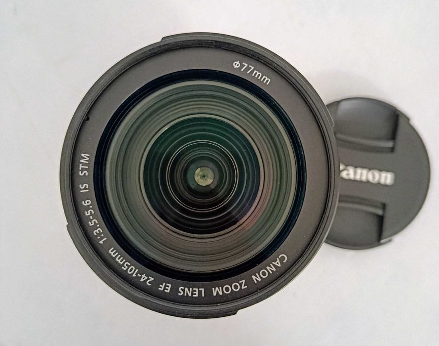 Обектив Canon EF 24-105mm f/3.5-5.6 is stm