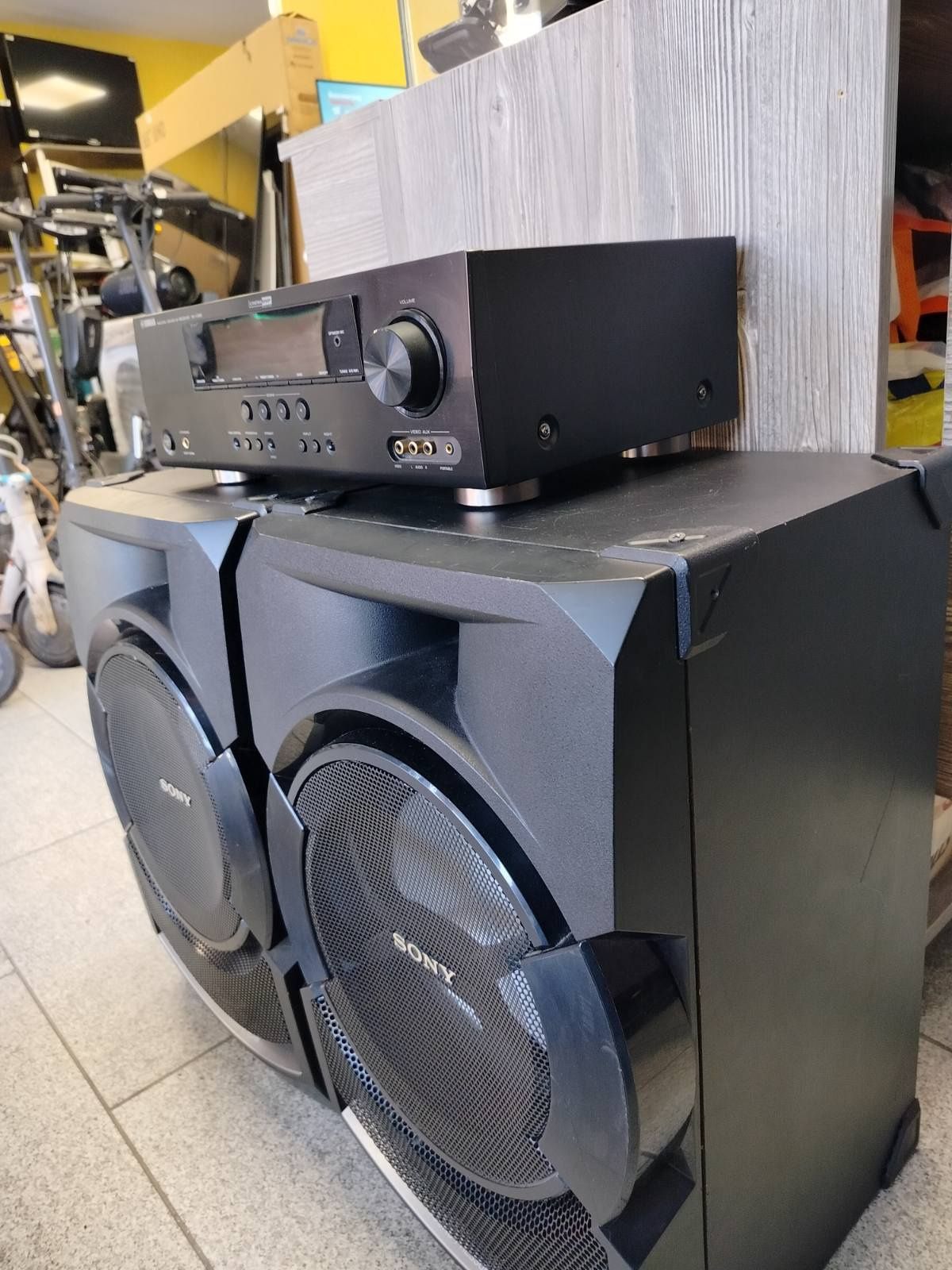 Sony Shake X30 / С усилвател Yamaha RX-V365