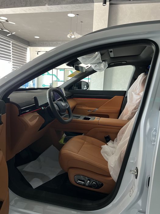 Dongfeng 008.