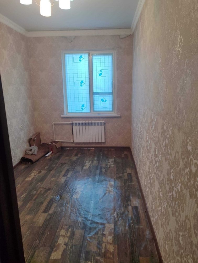 Продаю квартиру в Яшнабадском районе 3 х комнатная 68 м2, 1,5 х 6.0бал
