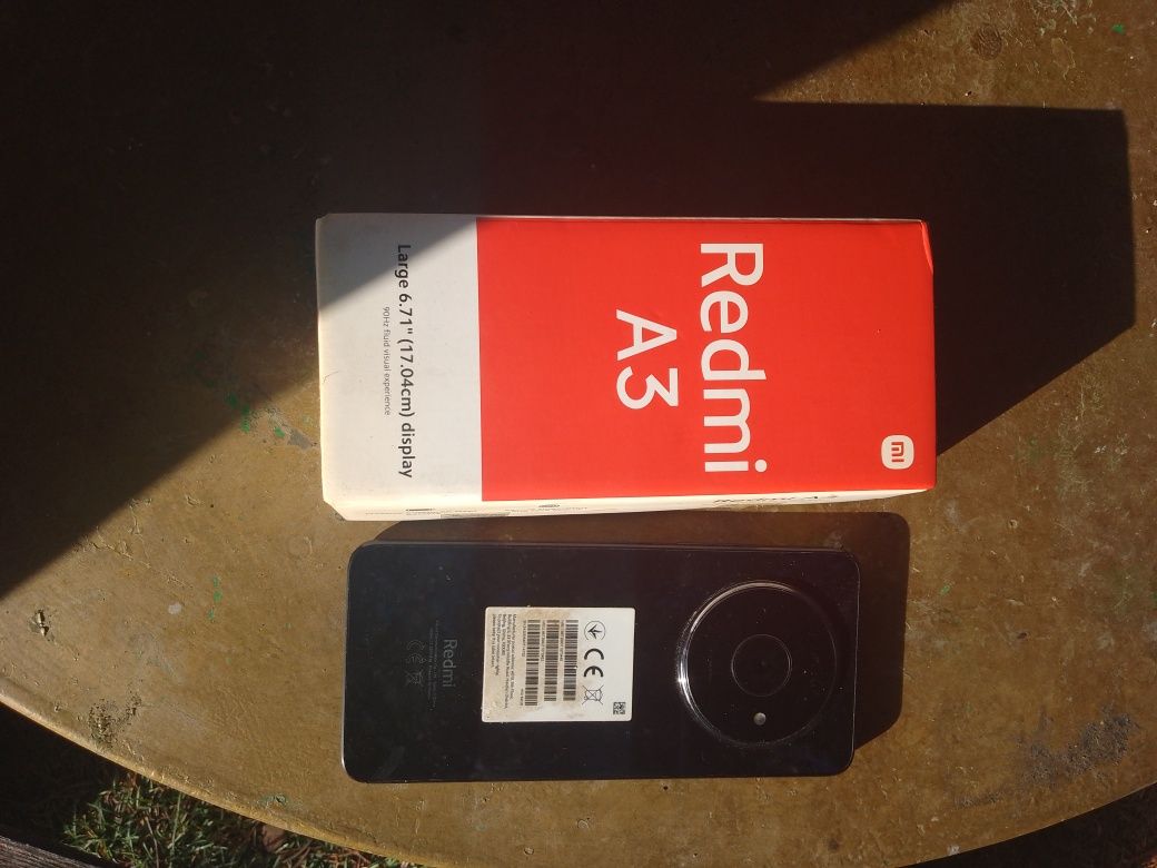 Телефон REDMI A3 Почти нов