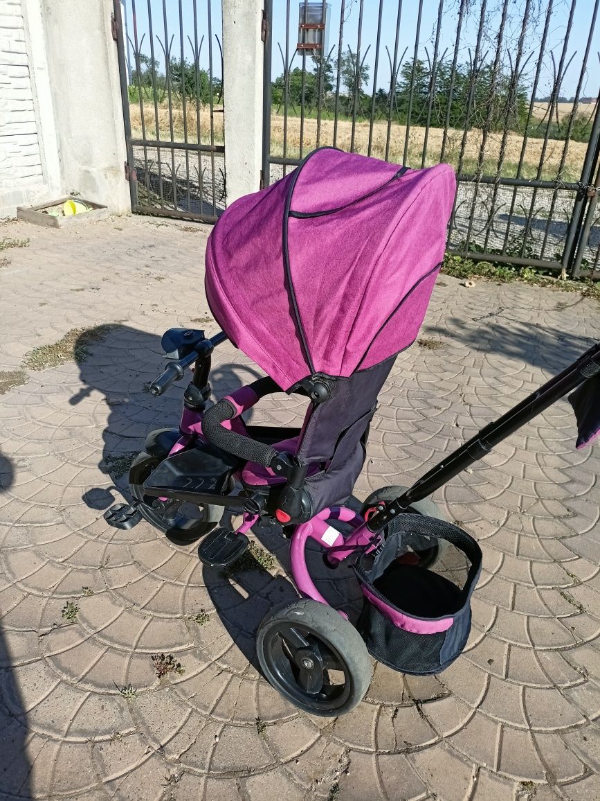 Tricicleta pentru copii