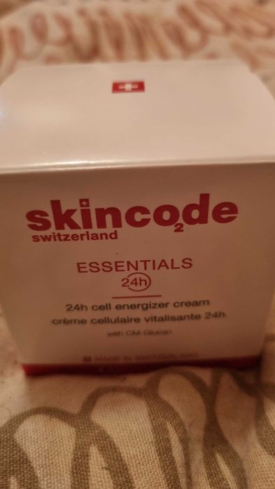 Skincode Essentials Клетъчен енергизиращ крем 24 часа х50 мл