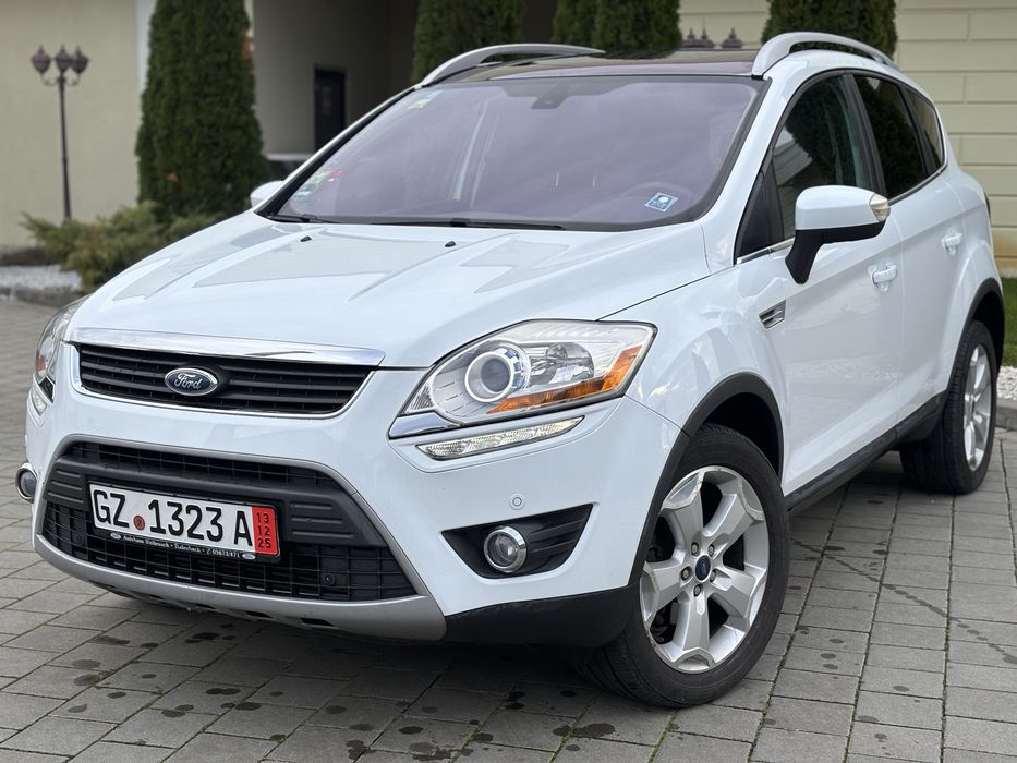 Ford Kuga Titanium 4x4  FULL   Xenon  Led  Panoramic  Import Germania