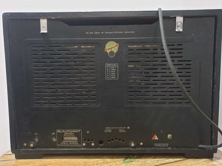 Радио Blaupunkt 6W68H