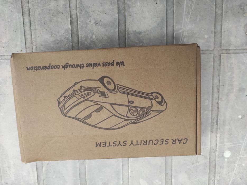 Продавам заден парктроник