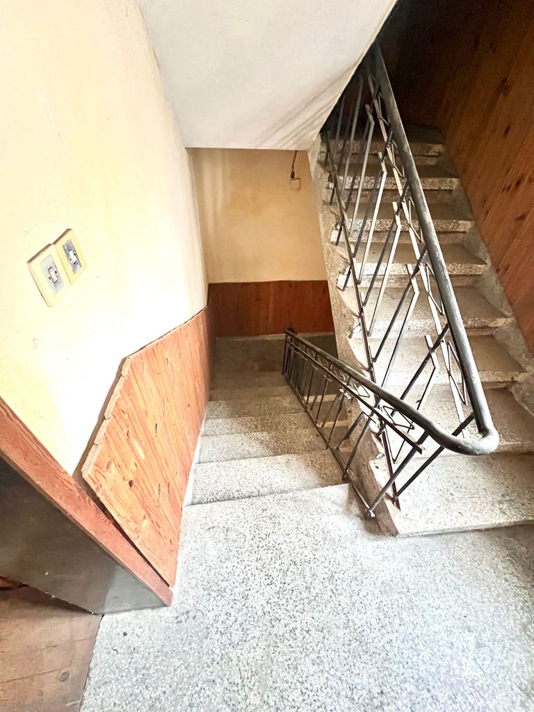 Продава се Къща в с. Слокощица, Област Кюстендил - 500 кв.м за 160 €/кв.м - Снимка #21