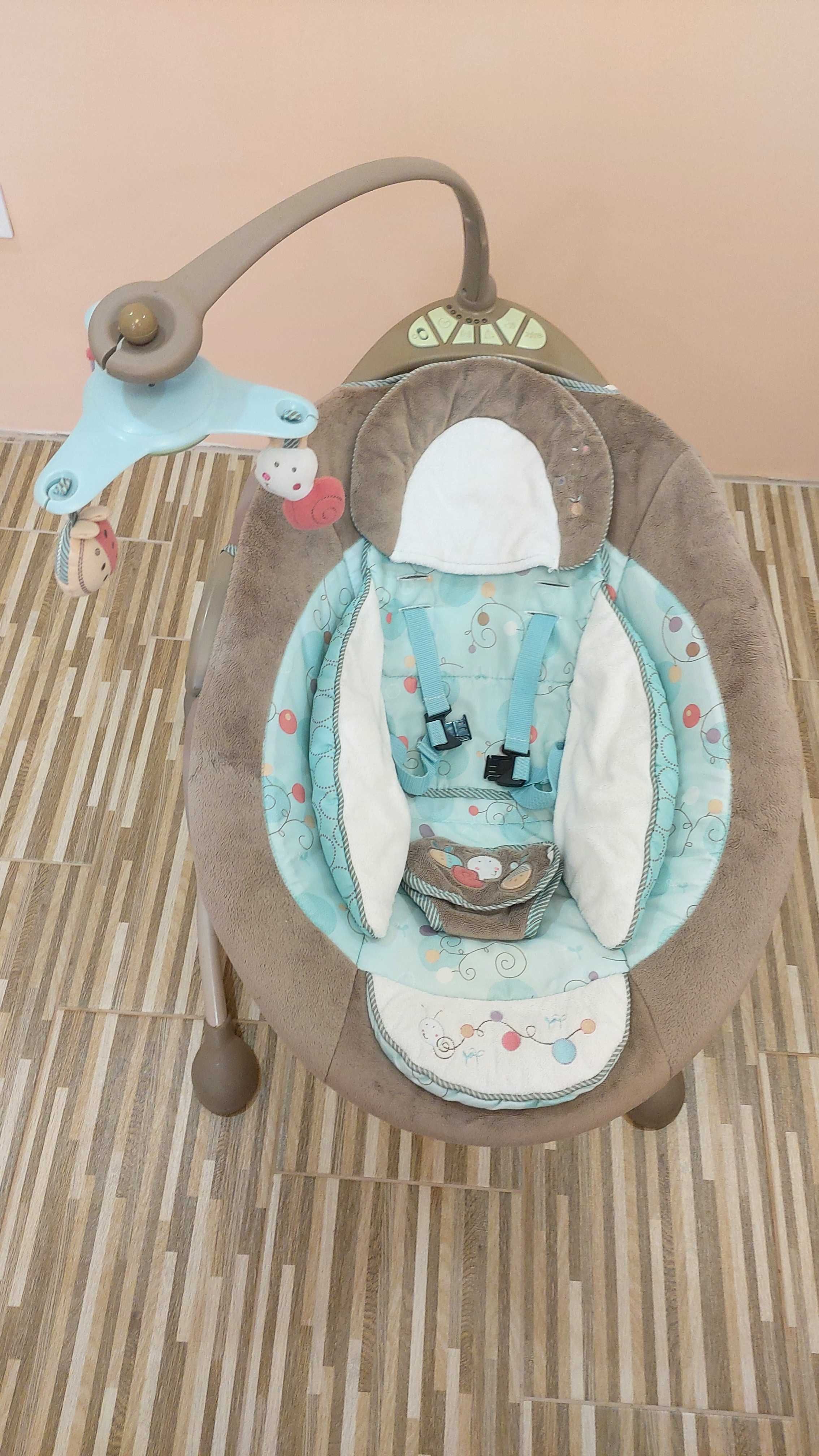 Шезлонг Люлка InGENUITY Cozy Coo Бебешка люлка, Bright Starts до 11 кг