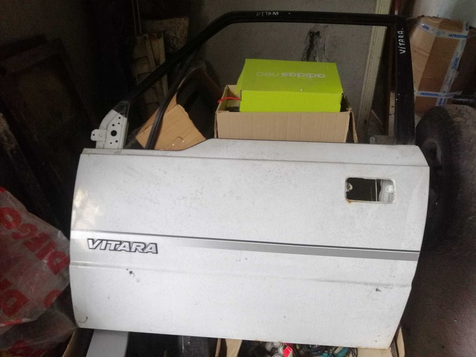 usa suzuki vitara partea stanga fara geam