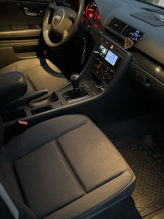 Audi A4 2003 1.6 Benzina