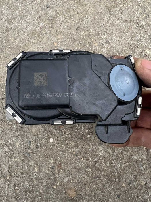 Clapeta acceleratie Opel Zafira C Astra K cod 55496779AA