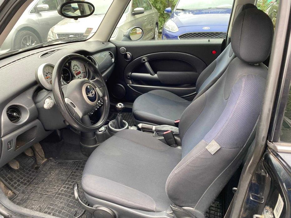 Mini Cooper Standard