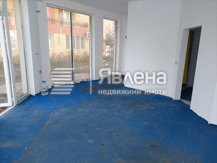 Магазин с добра локация