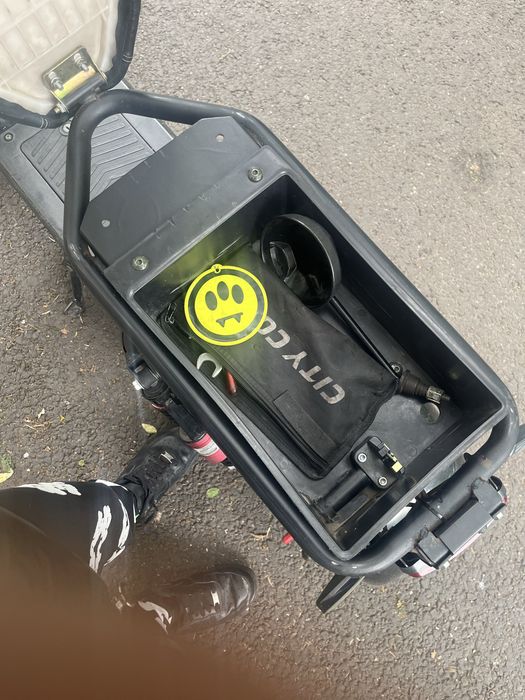 Vând scuter electric
