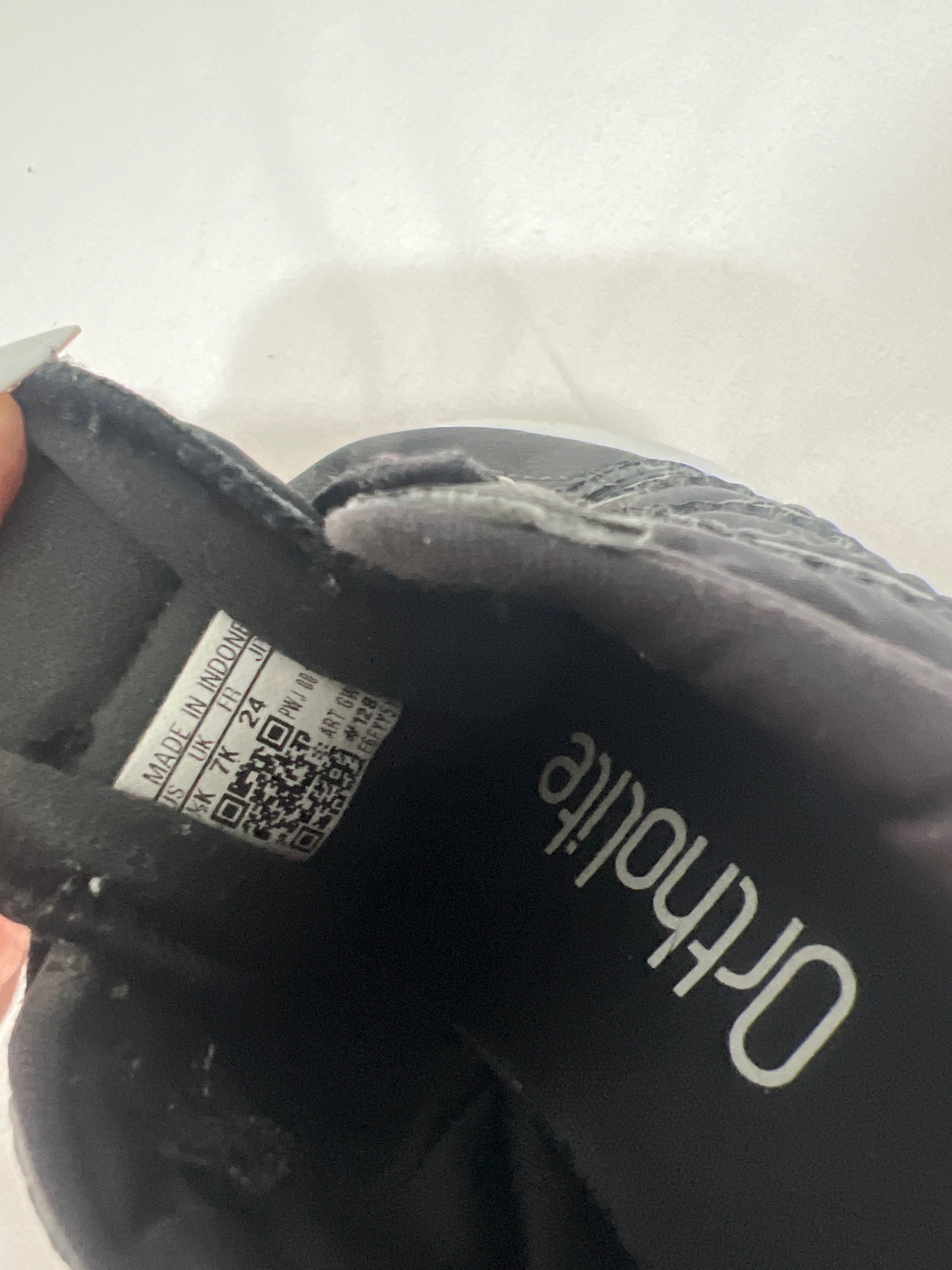 adidas детски обувки 24 номер
