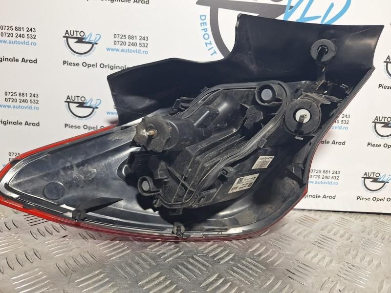 Stop aripa dreapta Opel Corsa E