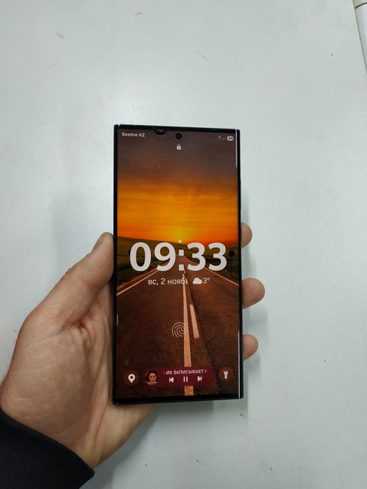 Продам Samsung S23 Ultra 12/256