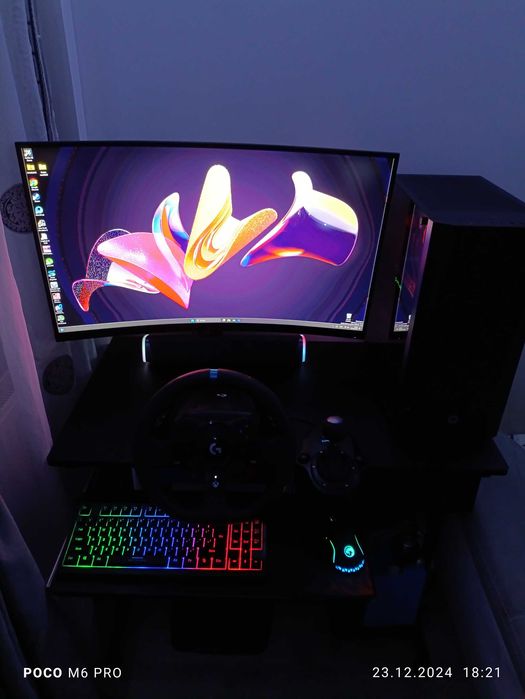 Sistem PC Gaming Complet – Ryzen 7, 32GB RAM, Volan Logitech G923
