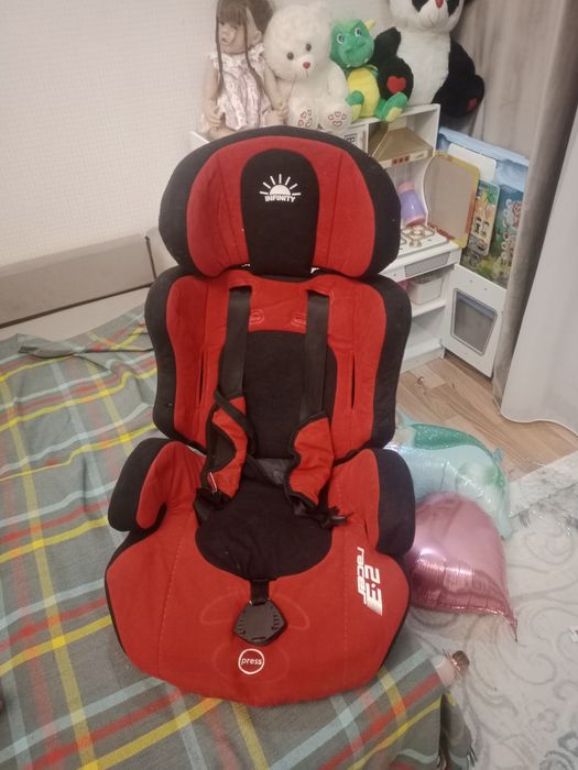 Продам автокресло