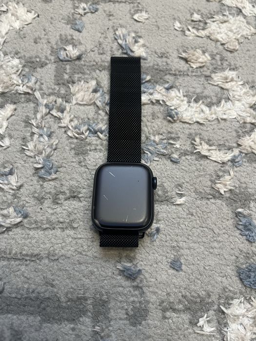 Apple Watch Series 9 (41 мм)